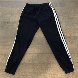 brandy melville navy blue + white striped joggers